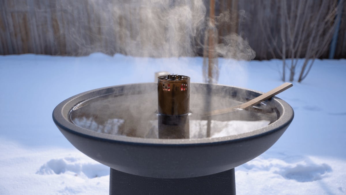 The 9 Best (And Easiest) Ways To Keep Your Bird Bath From Freezing This Winter