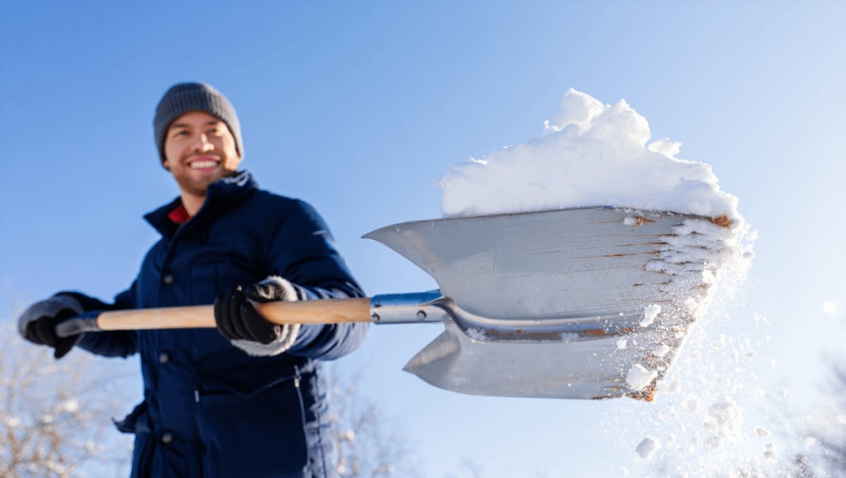 Stop Banging Snow Off Your Shovel: This Smart (And Simple) Trick Actually Helps