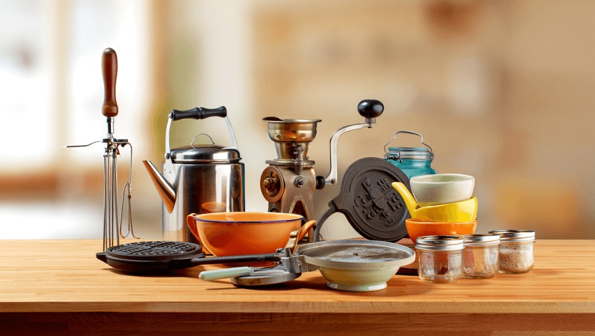 15 Vintage Kitchen Items We Hardly See Anyone Using Today