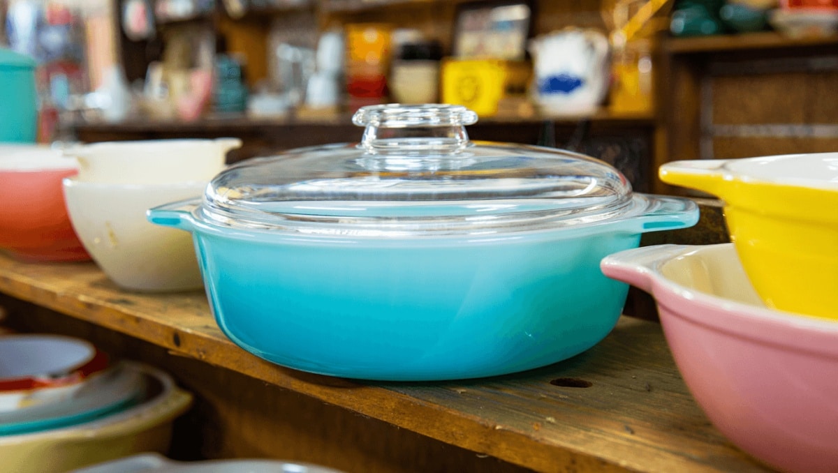 5 Tips And Tricks For Spotting Valuable Vintage Pyrex At The Thrift Store