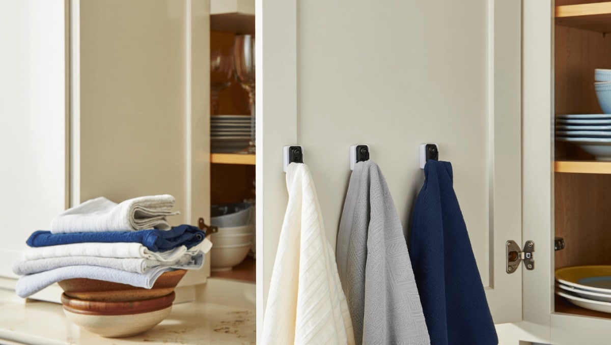Neither Baskets Nor Racks: The Kitchen Towel Storage Hack You'll Wish You Knew Sooner