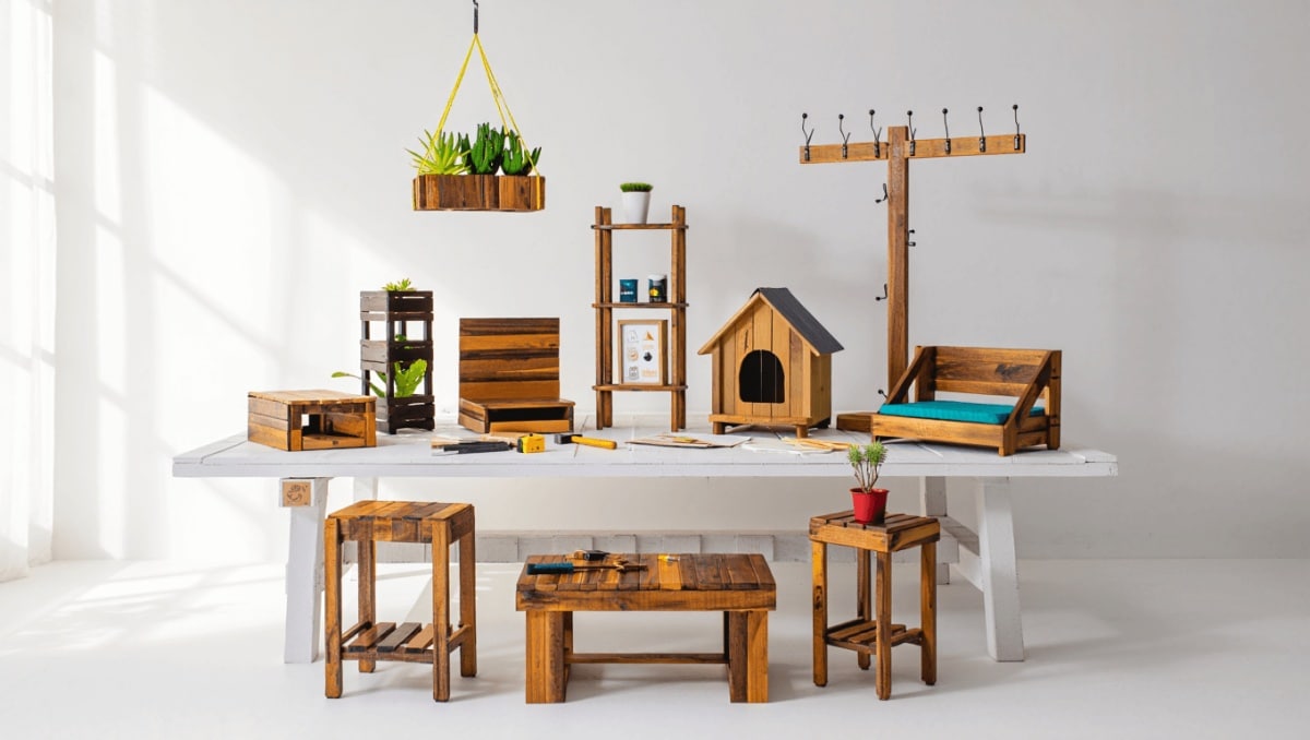 10 Exciting Wood Pallet Projects You Can DIY At Home