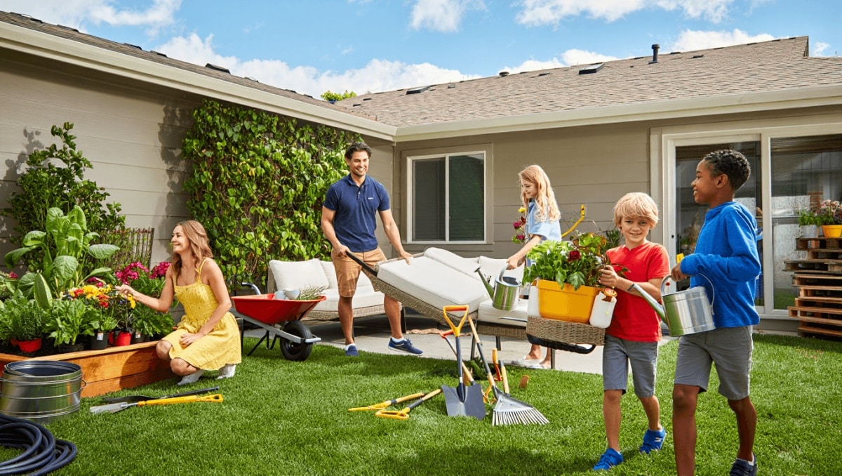 11 Lowe's Items Smart Homeowners Should Stock Up On For Spring And Summer