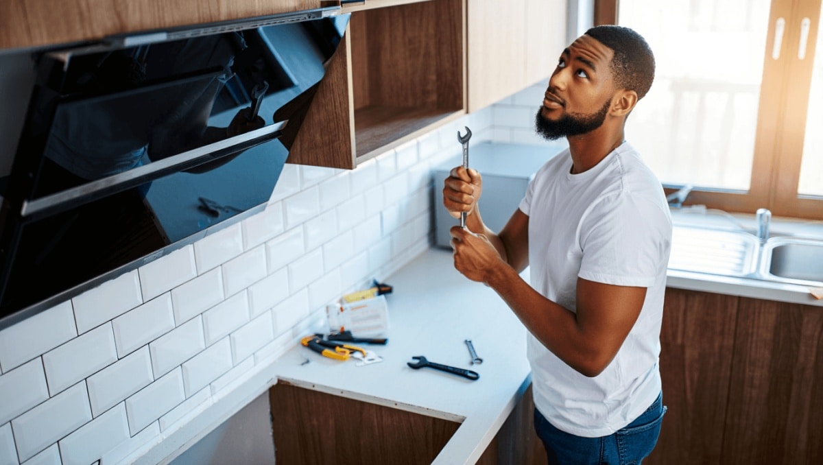Say Goodbye To Over-The-Range Microwaves: This Practical Trend Is Taking Over