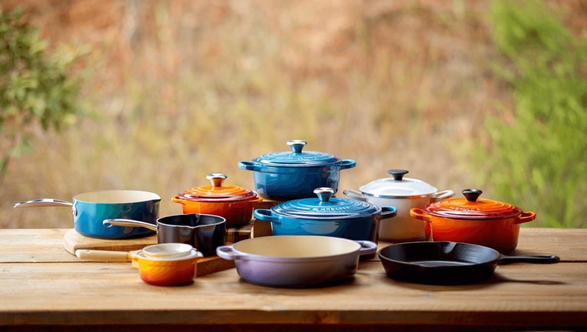 10 Valuable Vintage Le Creuset Items To Look For At Thrift Stores And Estate Sales