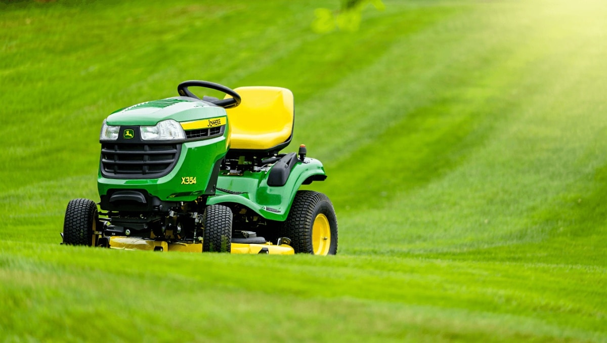 This Riding Lawn Mower Earned The Top Spot In Consumer Reports' 2026 Rankings