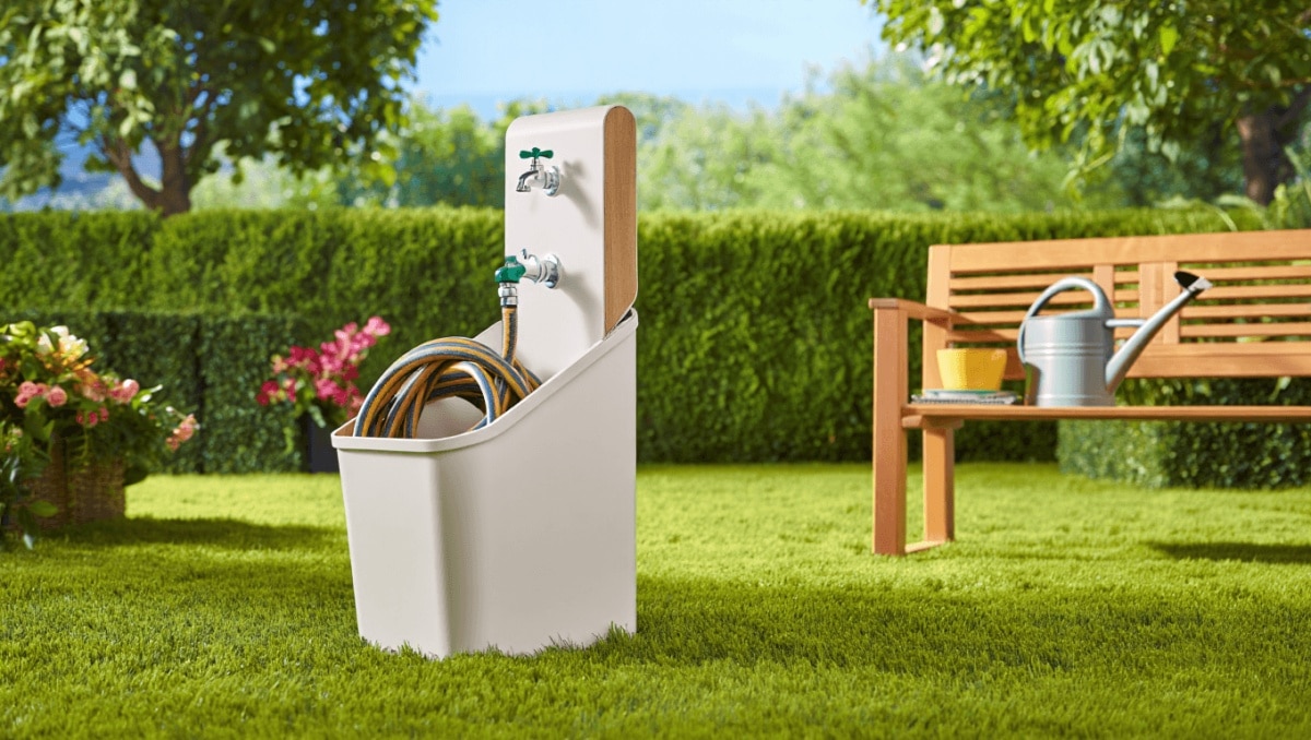 Woman Uses A Simple IKEA Hack To Keep Garden Hoses Neat And Organized