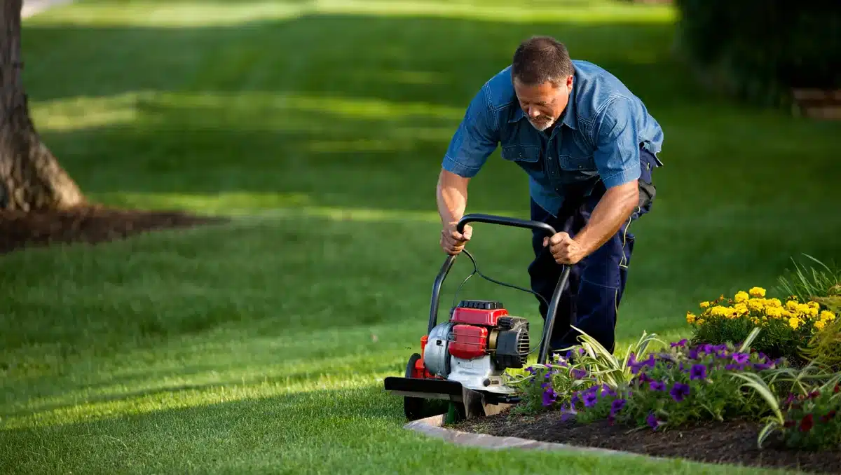 Why a sharp edger changes your lawn's look and health — Clean edging does more than look tidy. It prevents grass from creeping into flower beds, improves water flow along paths, and makes mowing quicker. A dull edger tears grass and